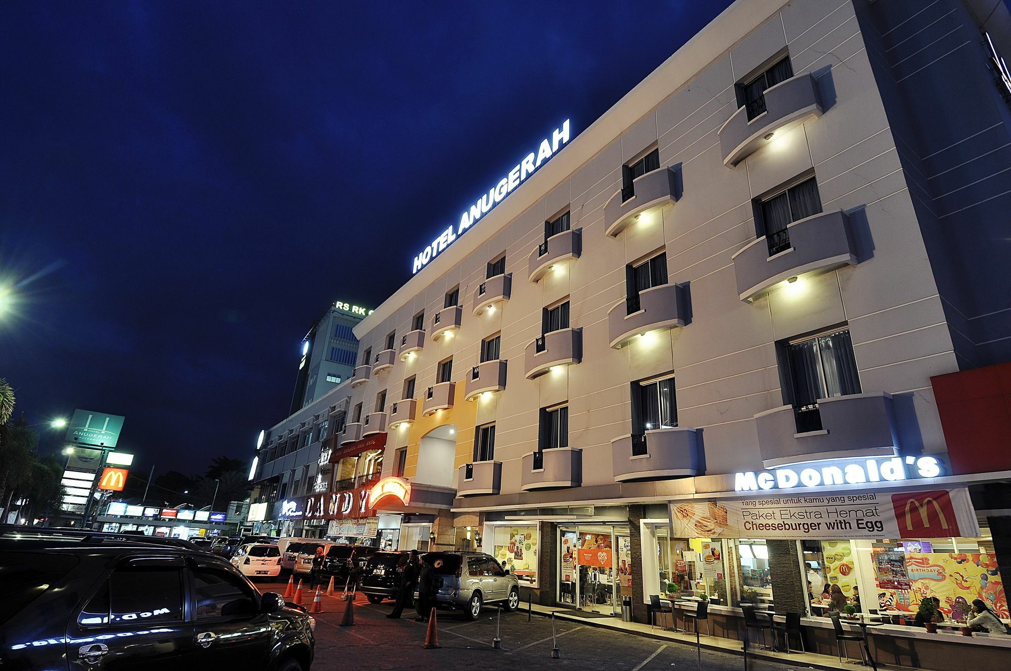 Hotel Anugerah Palembang Esterno foto